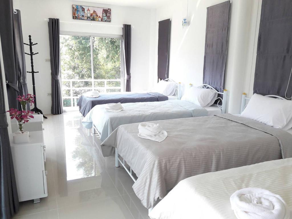 Baan Suan Geb Tawan Hotel Lopburi Exterior photo